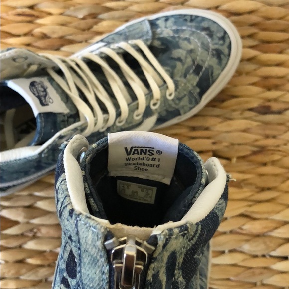 SK8-HI Vans. - Picture 4 of 4